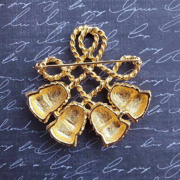 Vintage Gold Tone Braided Rope Knot Tassle Brooch Pin Statement 2.25 in - Picture 2 of 6